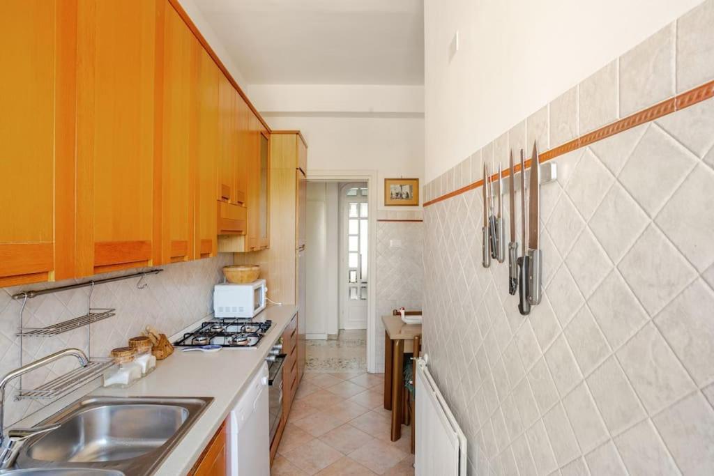 Casa Al Mare - Lido Apartment Terracina Exterior photo